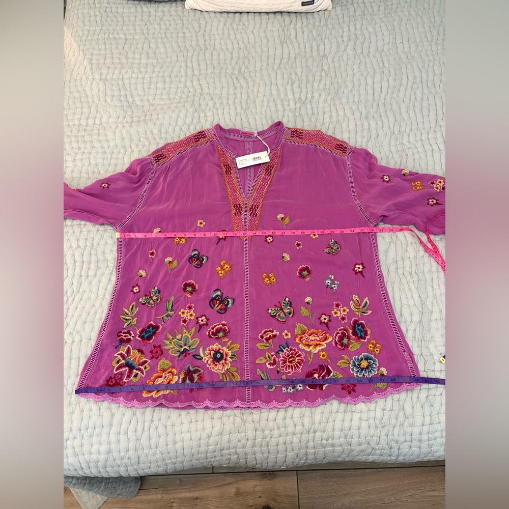 Johnny Was
MAUDE BLOUSE, 1X - Picture 9 of 10